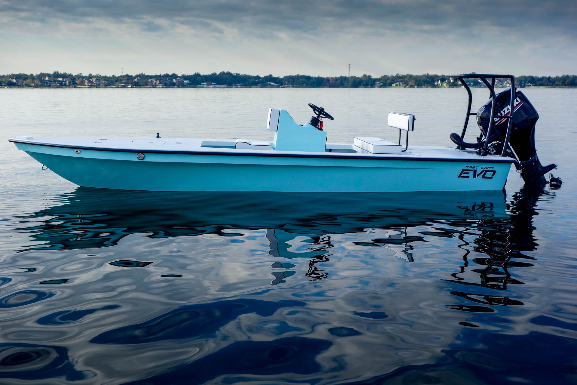 East Cape 18 EVO V on the water