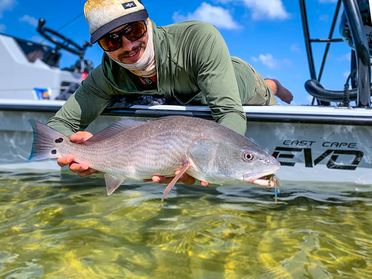 East Cape 18 EVO V on the water