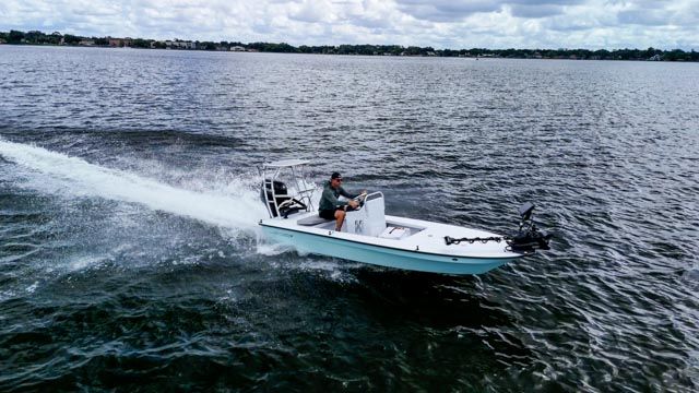 2027 ECB 17 EVOx with Suzuki 60 and LiveScope