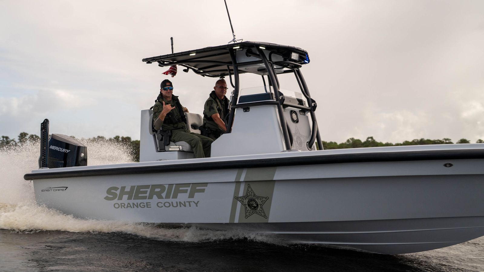 25 Open Law Enforcement Edition with Mercury 350 — delivery photo 6