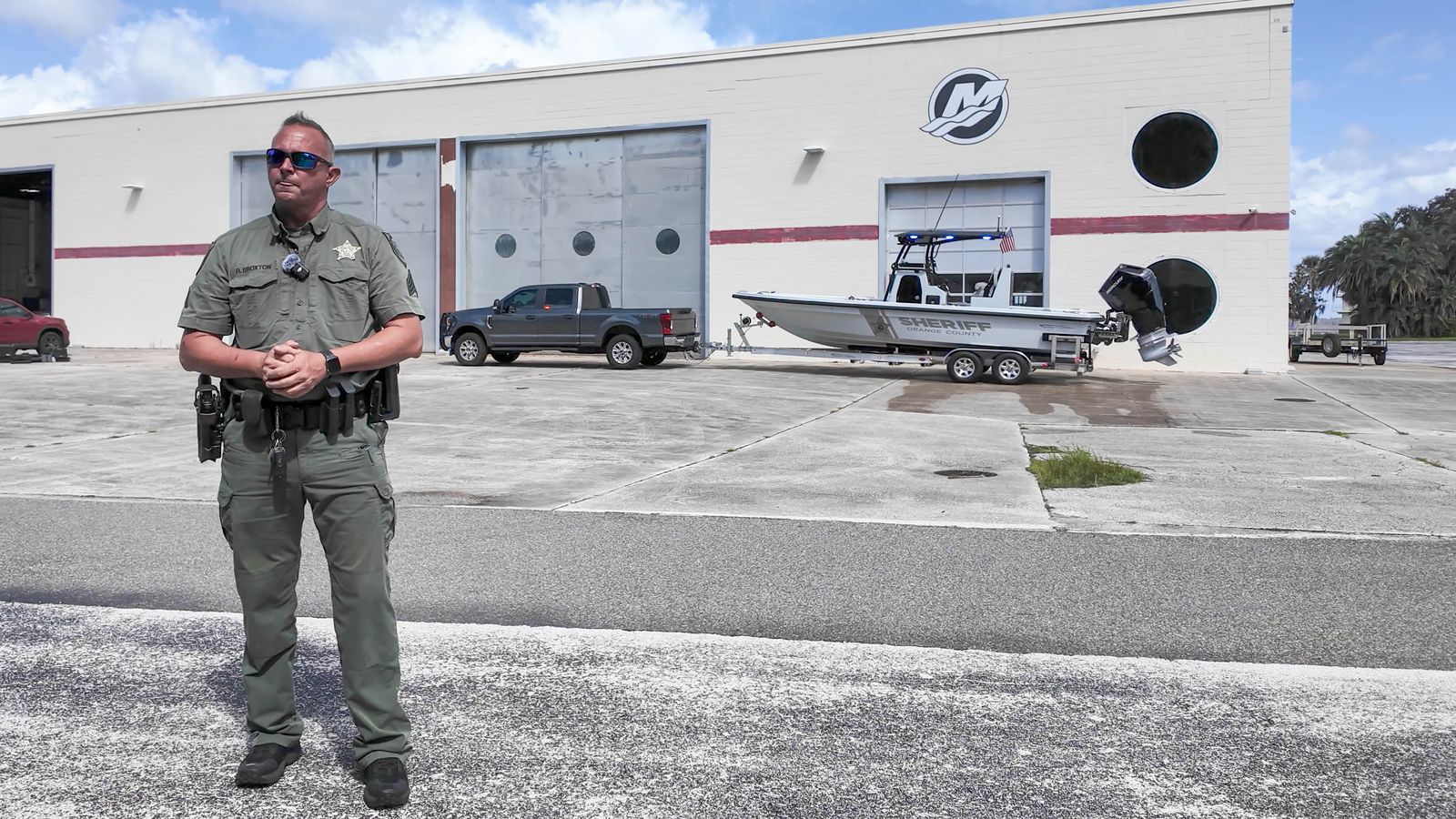 25 Open Law Enforcement Edition with Mercury 350 — delivery photo 10