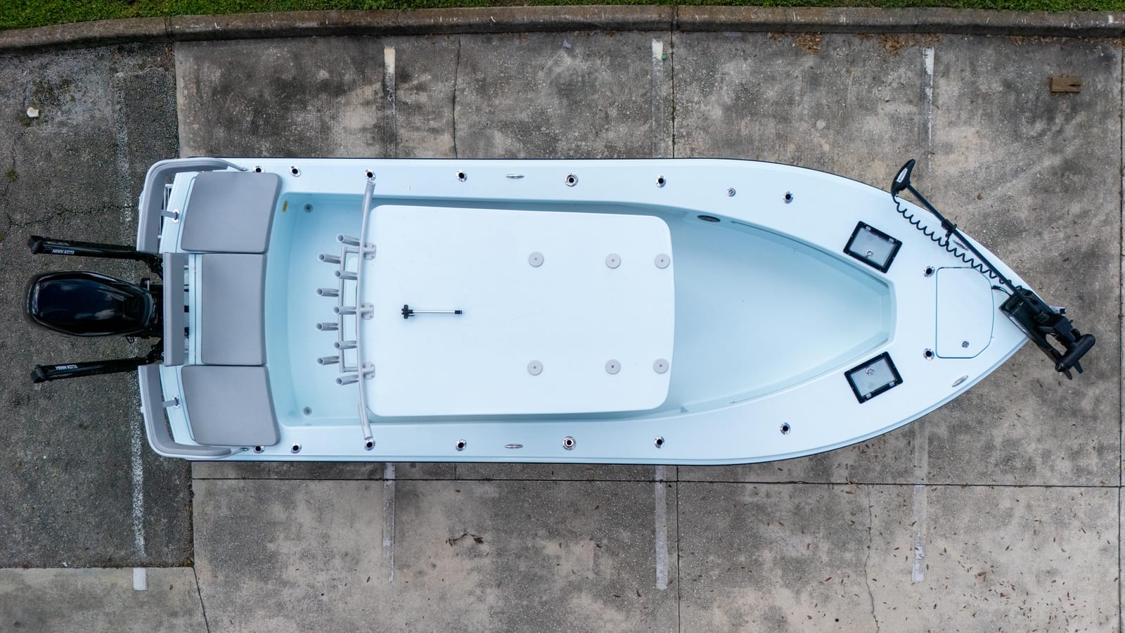 Ice Blue 2027 25 Open with Suzuki 300 — delivery photo 4
