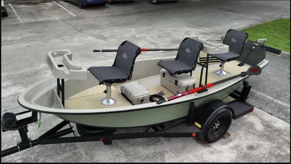 Drift in tan and olive, ready for the river — June 2026